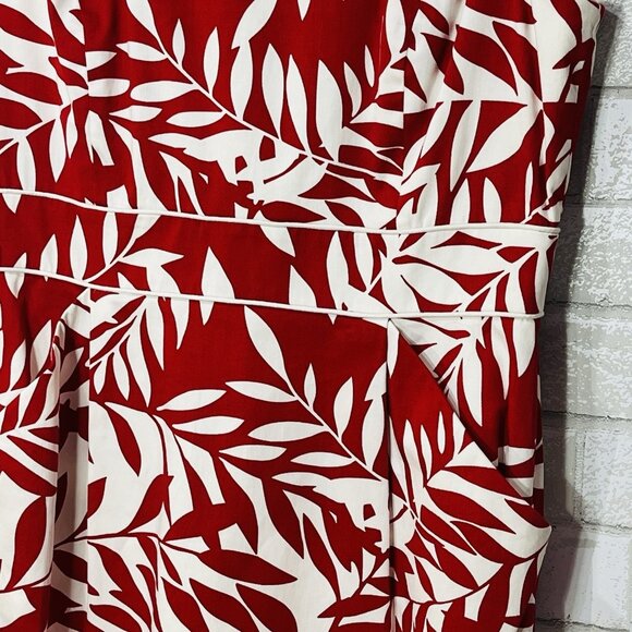 Tahari Tropical Sheath Dress Size 12 Hawaiian Resort Leaf Print Pockets Lined - Picture 3 of 14